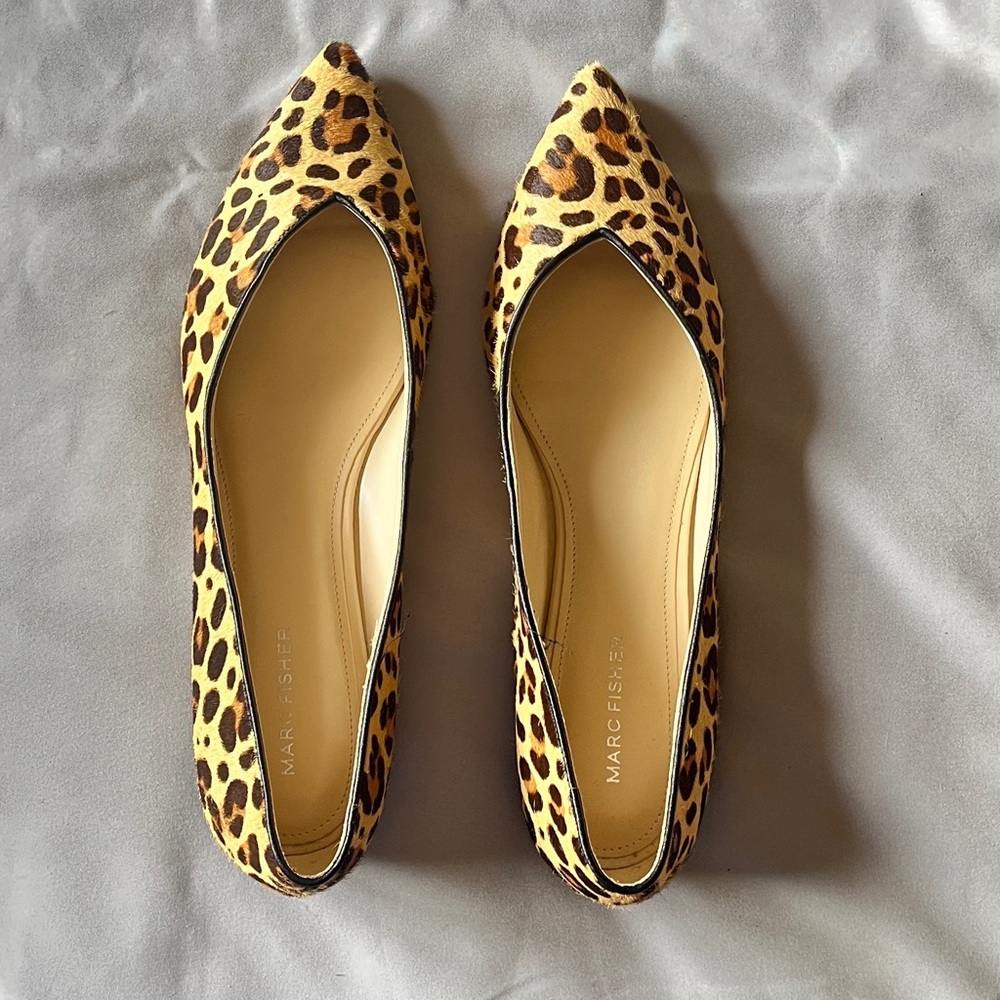 Marc Fisher women’s flats Size 9.5